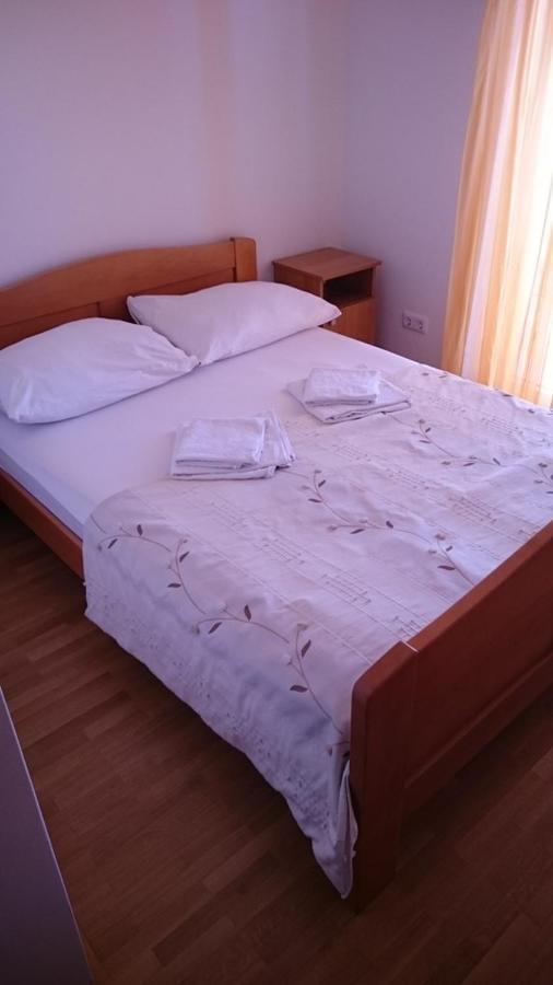 Guest House Lav Primošten Exteriér fotografie